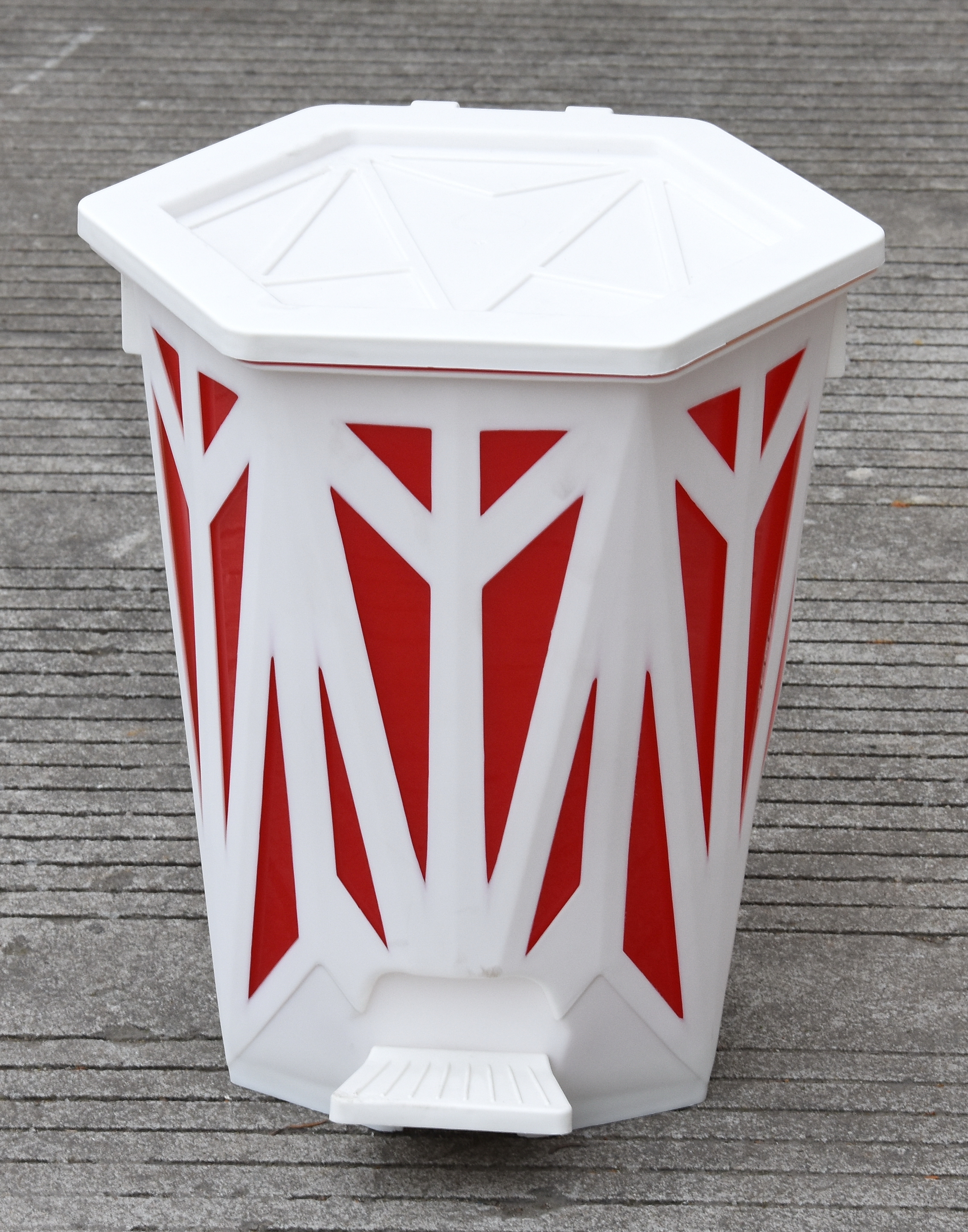 Two-Shot Injection Mold for Household Trash Can - Pedal Bin Mould